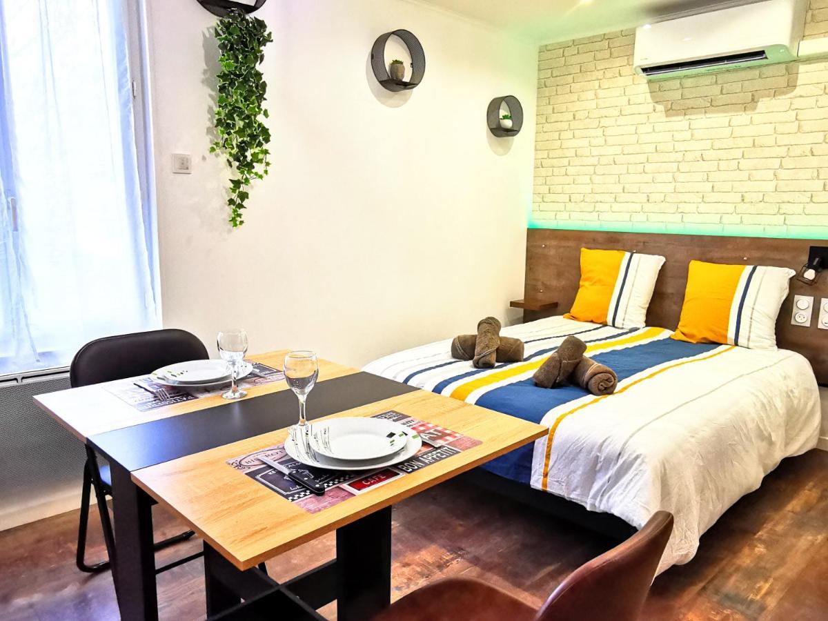 Skyline Residence "Smart-Concept" Лімож Екстер'єр фото
